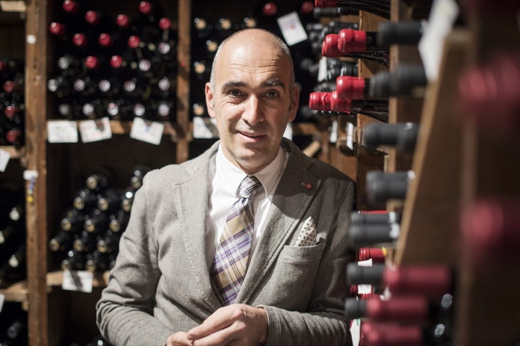 Home 4 Home svg+xml;charset=utf